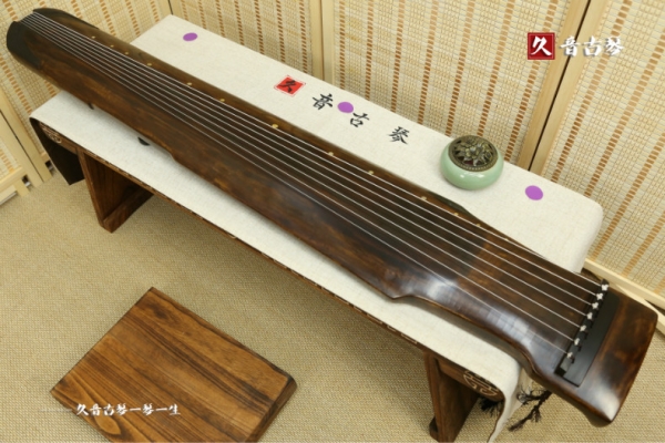 海南藏族自治州高级精品演奏古琴【断纹仲尼式】